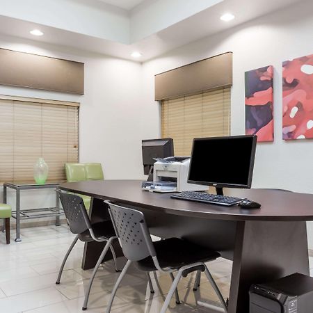 Hawthorn Suites By Wyndham Chandler Esterno foto